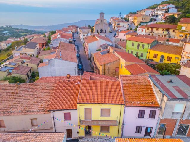 Villetta indipendente in vendita di 171 m² in Via Imperia