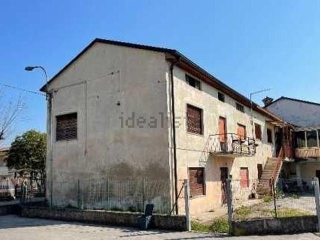 Villetta indipendente in vendita di 171 m² in Via Oltreagno di Sopra