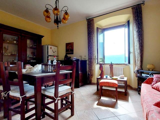 Villetta indipendente in vendita di 171 m² in Via Roma, 28