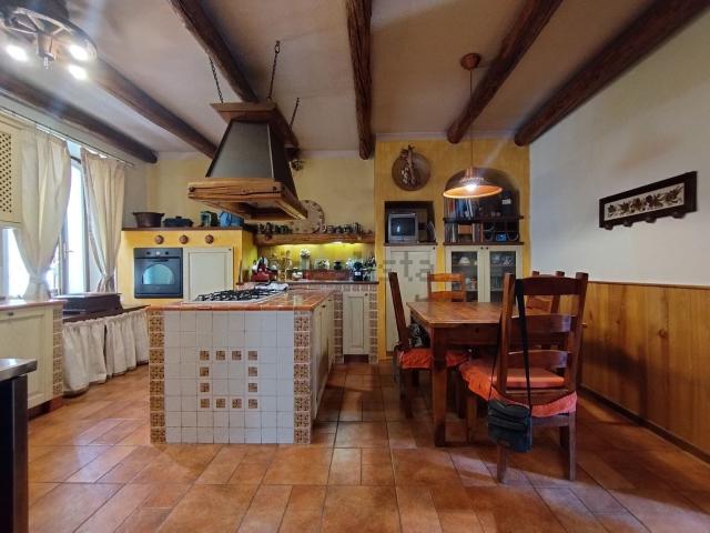 Villetta indipendente in vendita di 171 m² in Via Trieste, 50