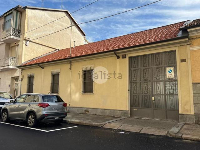Villetta indipendente in vendita di 172 m² in Via Gubbio, 88