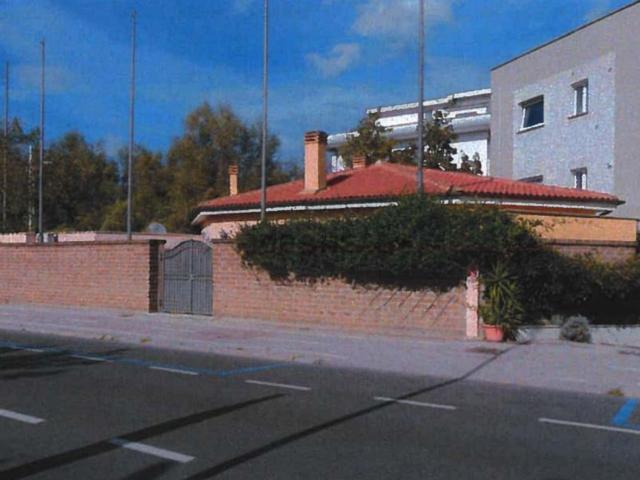 Villetta indipendente in vendita di 172 m² in Viale Francesco Paolo Tosti, 51