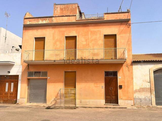 Villetta indipendente in vendita di 172 m² in Cortile Trappitello, 7