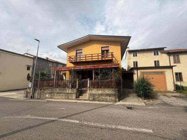 Villetta indipendente in vendita di 173 m²