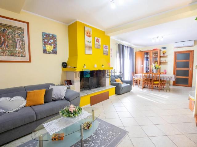 Villetta indipendente in vendita di 173 m² in Via Antonio Gramsci, 31