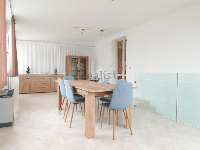 Villetta indipendente in vendita di 174 m² in Via delle Basse, 5