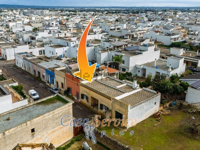 Villetta indipendente in vendita di 174 m² in Via Ennio Quinto