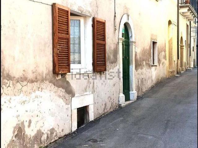 Villetta indipendente in vendita di 174 m² in Via Felice di Nicolantonio, 24