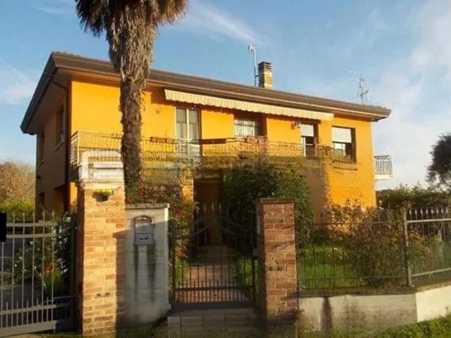 Villetta indipendente in vendita di 174 m² in Via Riva di Fiume, 9