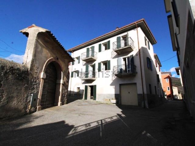 Villetta indipendente in vendita di 174 m² in Piazza vittorio veneto