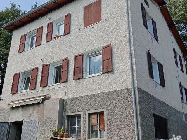 Villetta indipendente in vendita di 175 m² in Via CASA LANZI, 64