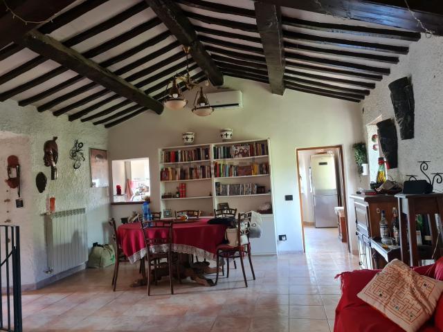 Villetta indipendente in vendita di 175 m² in Via dei Gracchi, 8