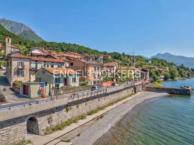 Villetta indipendente in vendita di 175 m² in Via Ezio Moioli