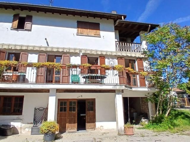 Villetta indipendente in vendita di 175 m² in Via Scarani