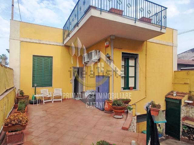 Villetta indipendente in vendita di 175 m² in Via Pietro Novelli, 130