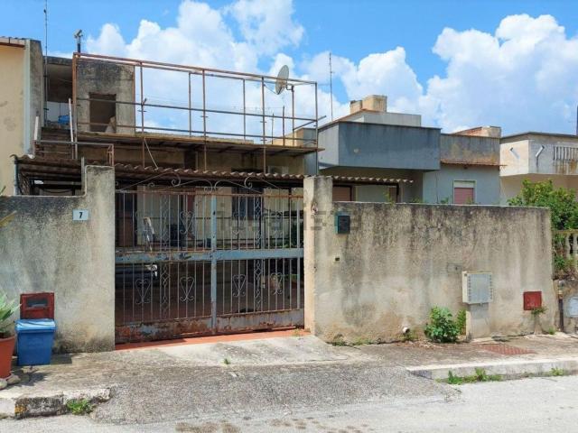 Villetta indipendente in vendita di 175 m² in Via Roma, 7