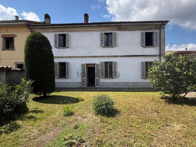 Villetta indipendente in vendita di 175 m² in Via Roma