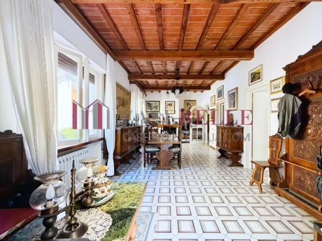 Villetta indipendente in vendita di 175 m² in Via Tintoretto, 55041