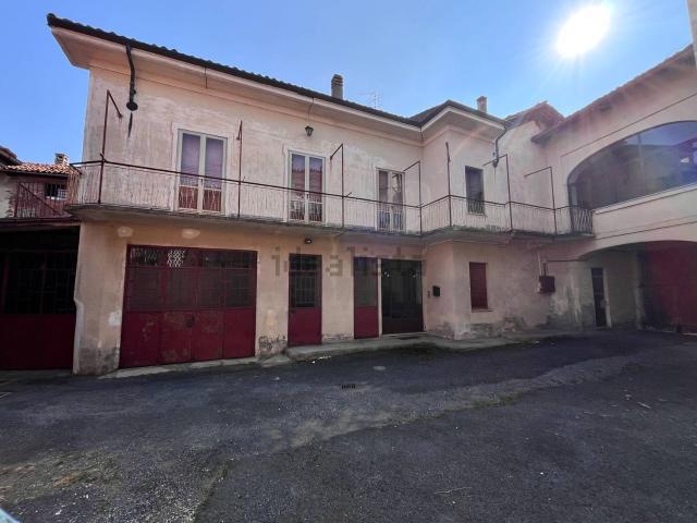 Villetta indipendente in vendita di 175 m² in Via Vittorio Veneto, 45