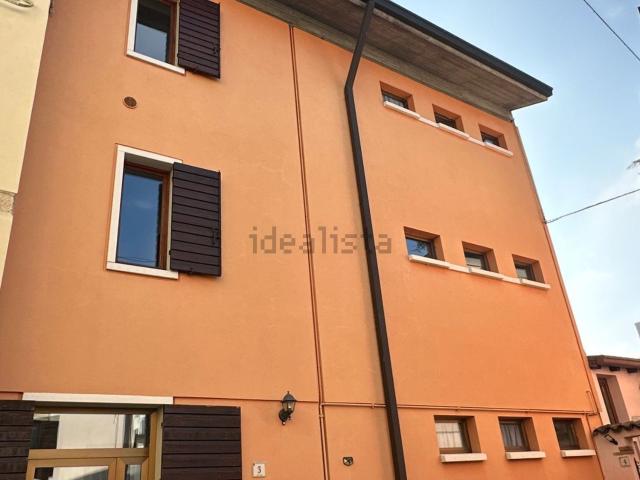 Villetta indipendente in vendita di 175 m² in Via XX Settembre, 35