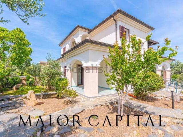 Villetta indipendente in vendita di 175 m² in Vico Isola Piana
