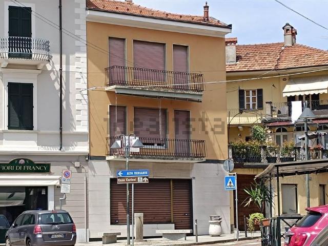 Villetta indipendente in vendita di 175 m² in Piazza Martiri