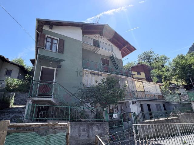 Villetta indipendente in vendita di 176 m² in Località Capoluogo, 68