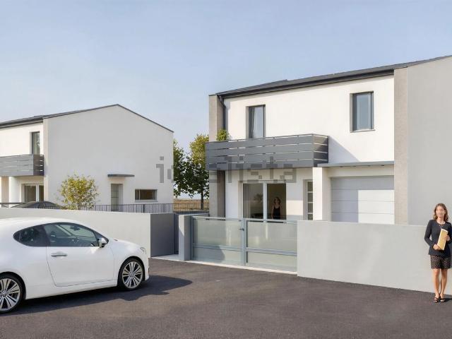 Villetta indipendente in vendita di 177 m² in Via Giuseppe Verdi