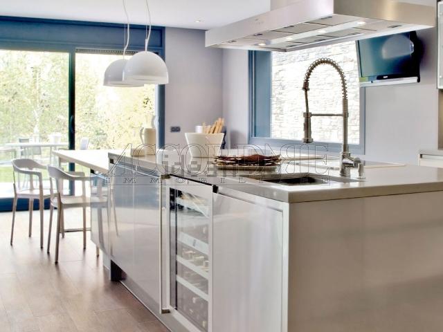 Villetta indipendente in vendita di 178 m²