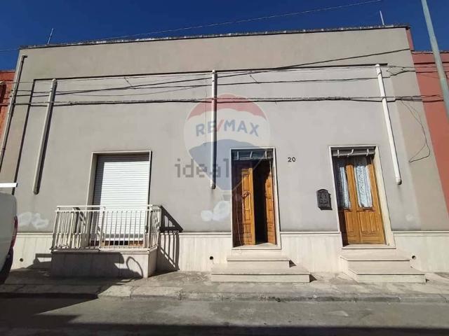 Villetta indipendente in vendita di 178 m² in Via A. Diaz, 20