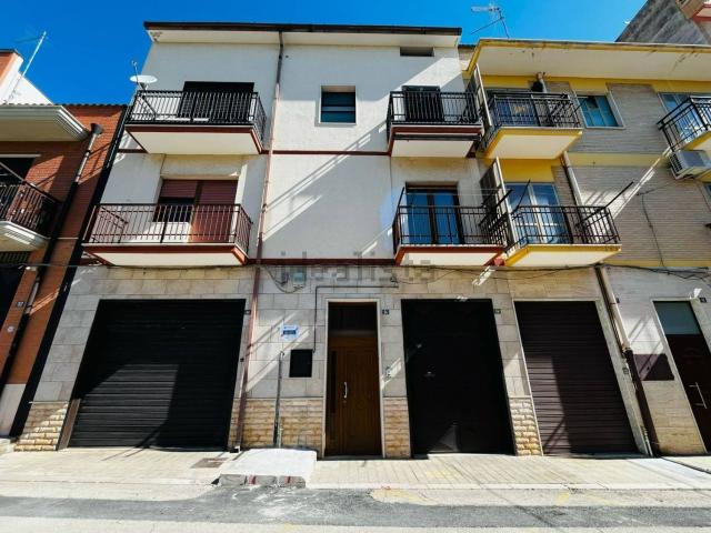 Villetta indipendente in vendita di 178 m² in Via Risorgimento