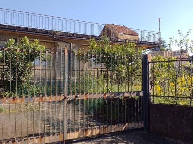 Villetta indipendente in vendita di 179 m² in Via Paladino, 1