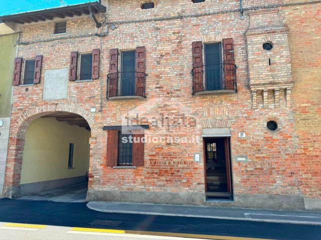 Villetta indipendente in vendita di 179 m² in Via Roma