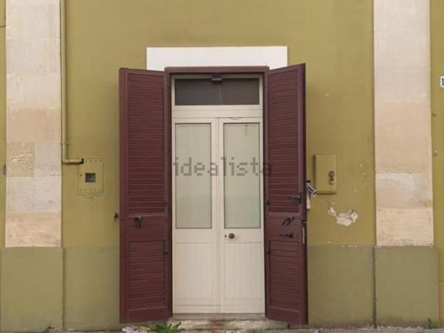 Villetta indipendente in vendita di 179 m² in Via Roma, 120
