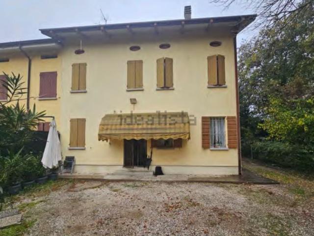 Villetta indipendente in vendita di 179 m² in Via Vallini, 15