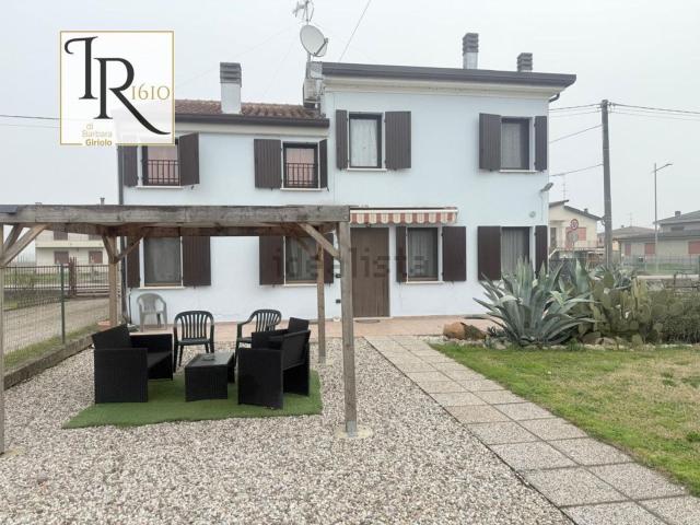 Villetta indipendente in vendita di 180 m²