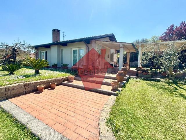 Villetta indipendente in vendita di 180 m²