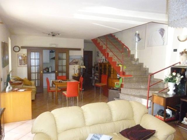 Villetta indipendente in vendita di 180 m²