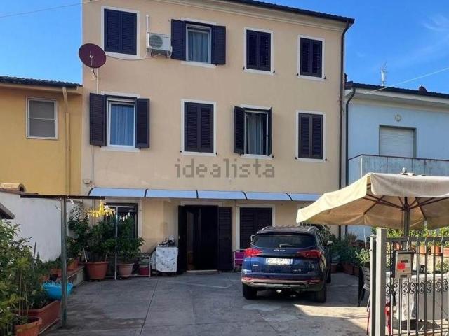 Villetta indipendente in vendita di 180 m² in Via Catalani