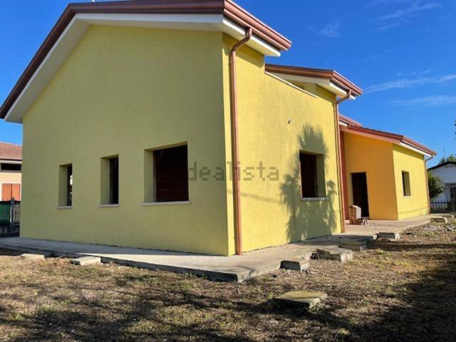 Villetta indipendente in vendita di 180 m² in Via Caselle