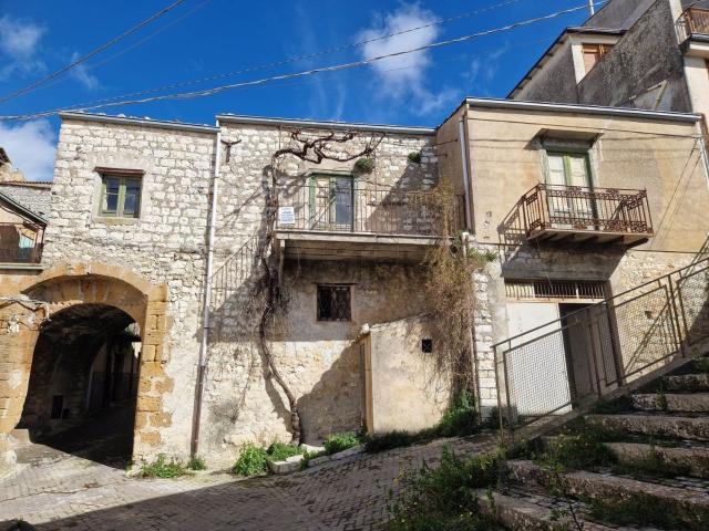 Villetta indipendente in vendita di 180 m² in Via Archi, 5