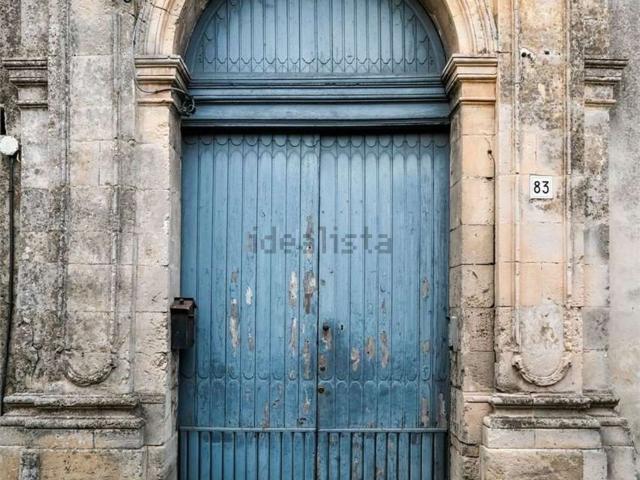 Villetta indipendente in vendita di 180 m² in Via Gaetano Italia