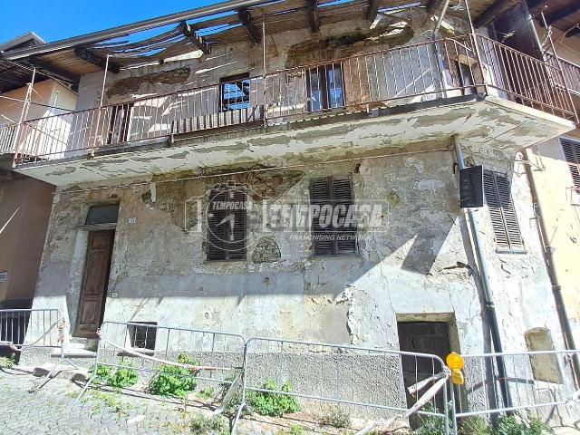 Villetta indipendente in vendita di 180 m² in Via Garibaldi