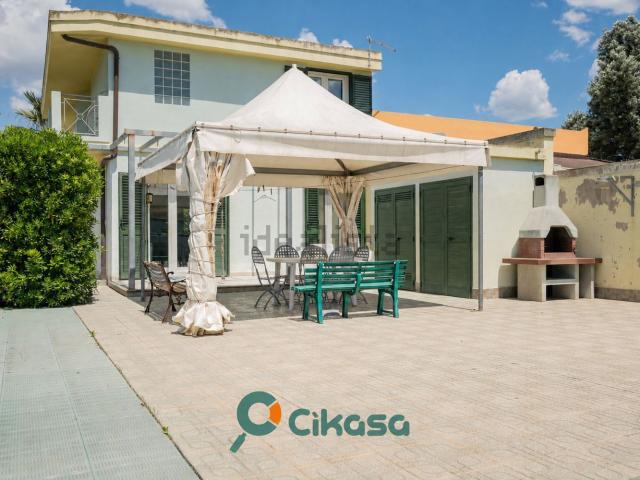 Villetta indipendente in vendita di 180 m² in Via Guglielmo Marconi