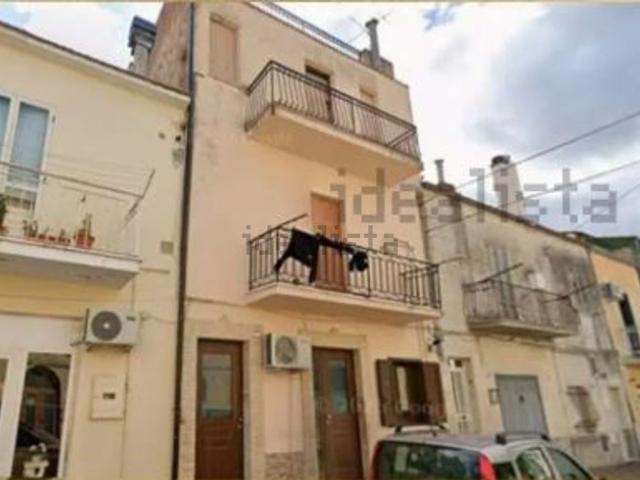 Villetta indipendente in vendita di 180 m² in Via D&apos Avalos, 13