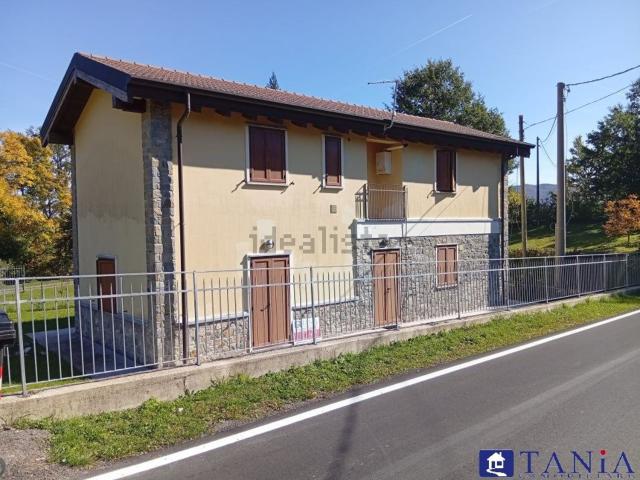 Villetta indipendente in vendita di 180 m² in Via del Prato