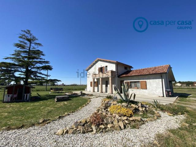 Villetta indipendente in vendita di 180 m² in Via dell&apos Usignolo, 5
