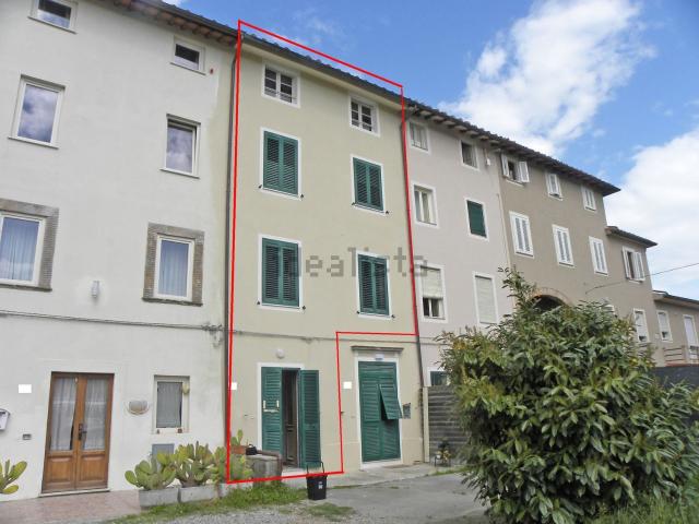 Villetta indipendente in vendita di 180 m² in Via della Chiesa di Nave, 291
