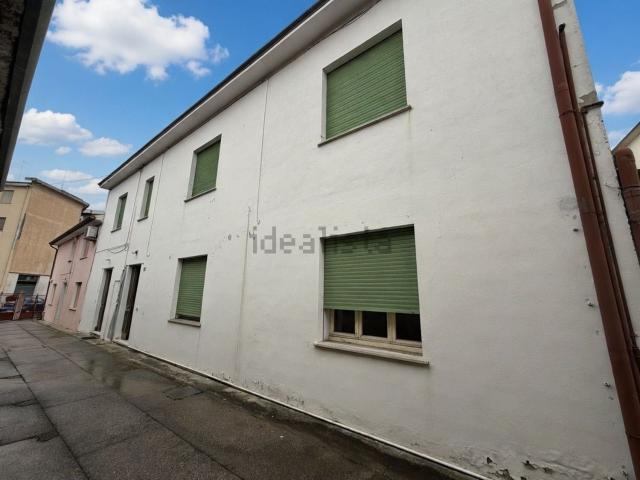 Villetta indipendente in vendita di 180 m² in Via della Libertà, 20