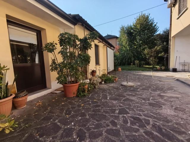 Villetta indipendente in vendita di 180 m² in Via Depretis